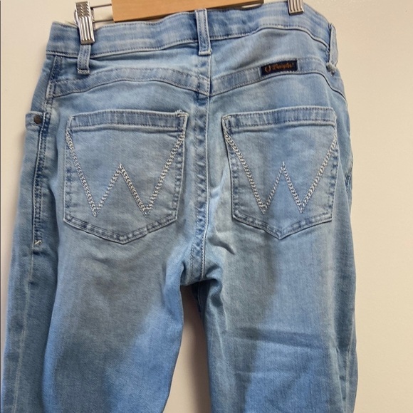 Wrangler Women's πΌπππππππ πΉππ
πππ πππππ Light Blue - Picture 2 of 8